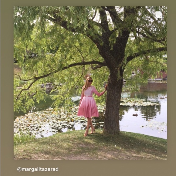 Pink dress - Picture 1 of 2